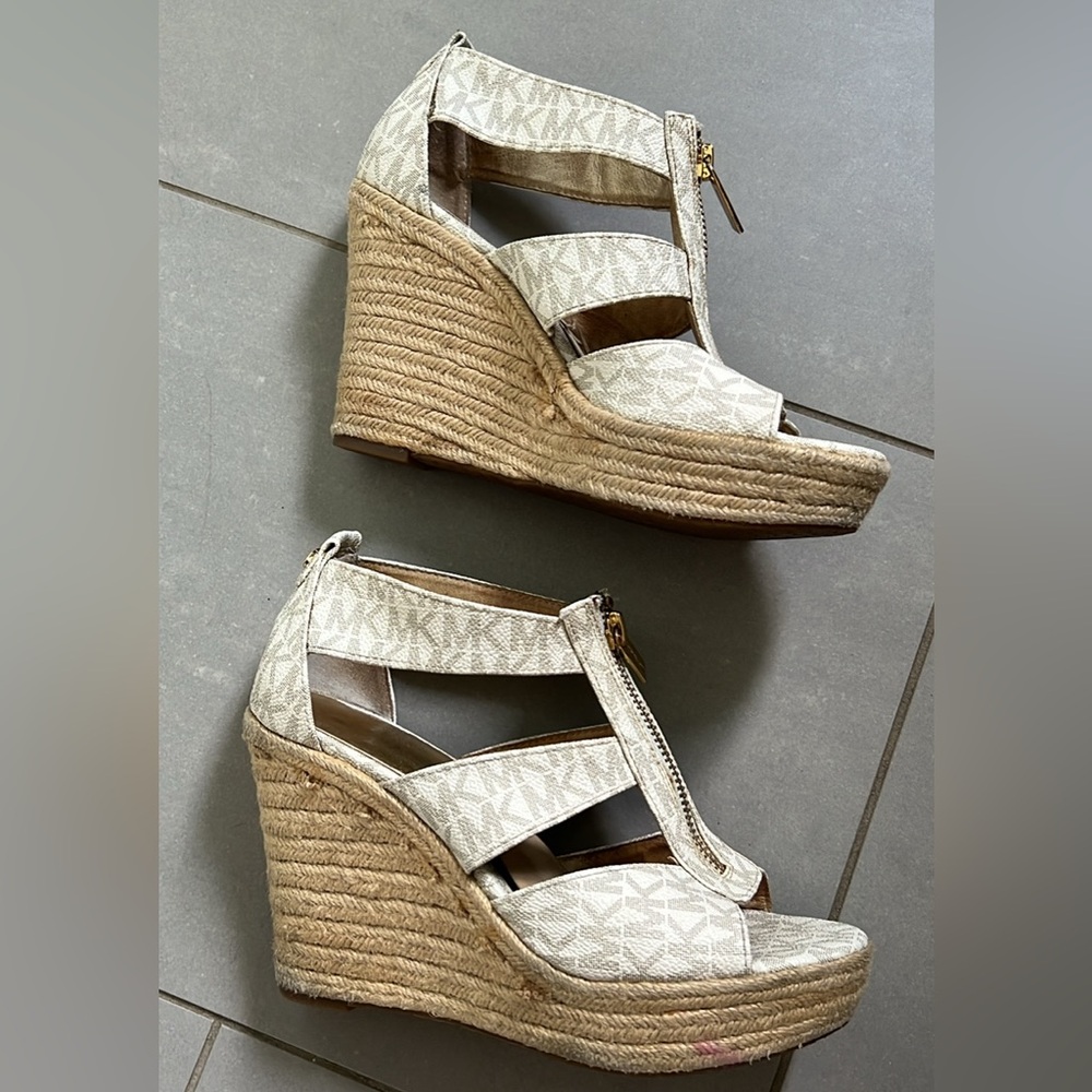 Micheal Kors Wedges heels